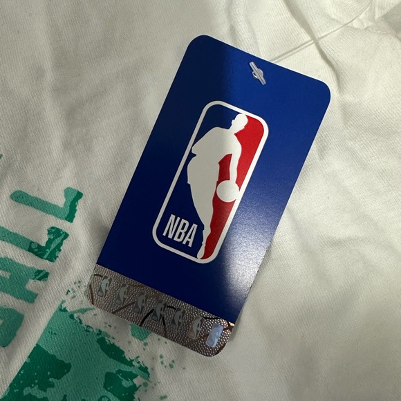 WNBA New York Liberty Shirt - Picture 5 of 6